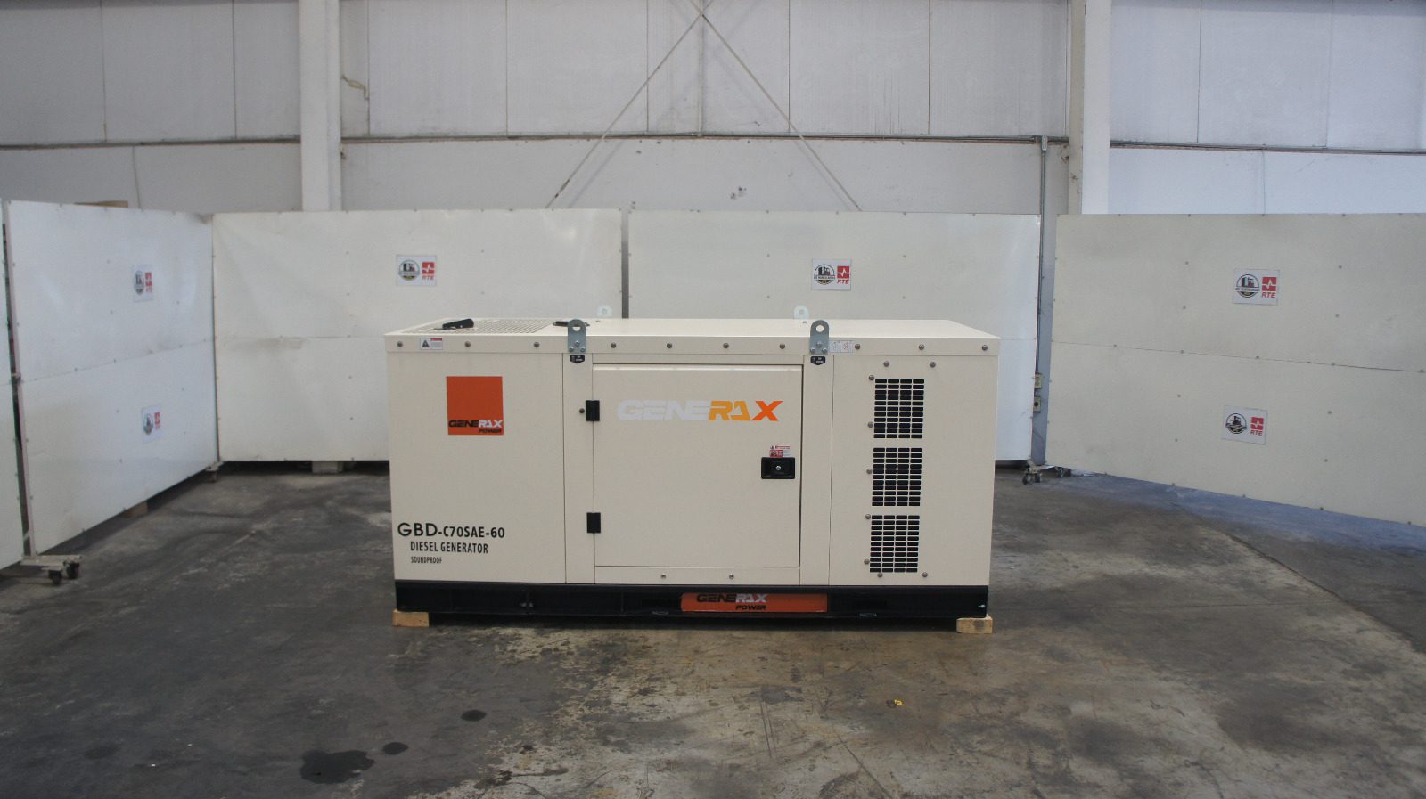 Generador Eléctrico 100 KW Diesel Marca Generax 220 V Con Caseta Nuevo